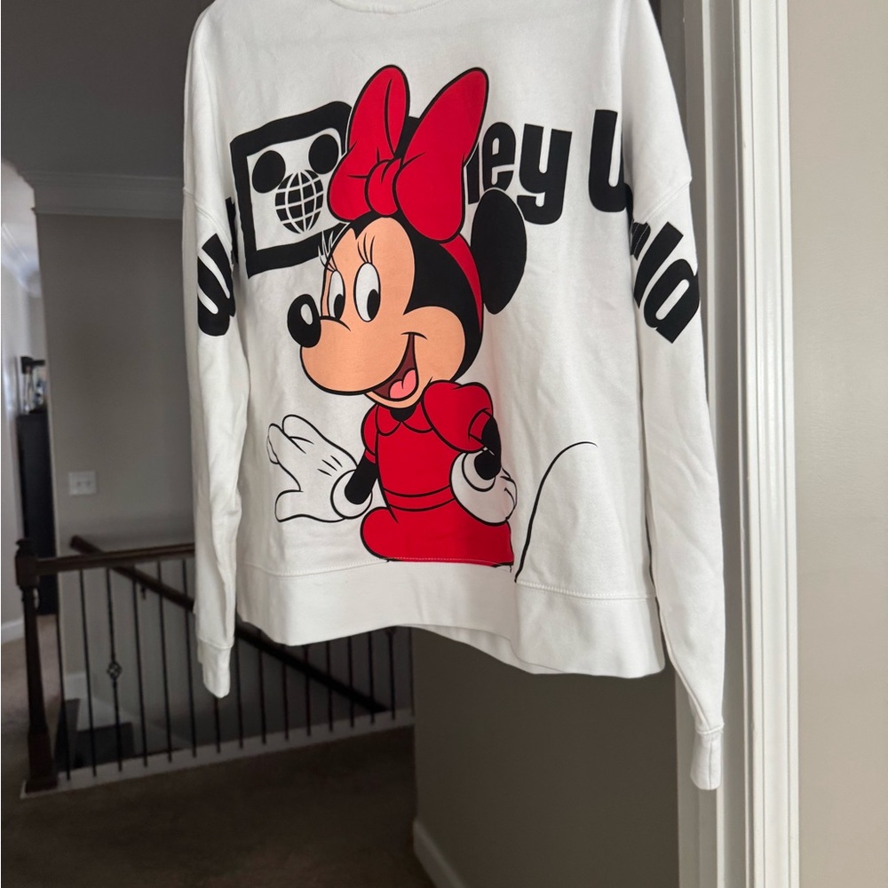 Disney White Sweatshirt with Red Minnie Mouse Design!